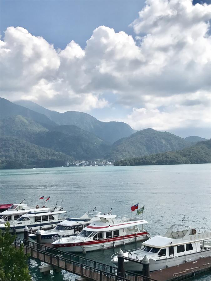 Minren Hotel Yuchi Bagian luar foto