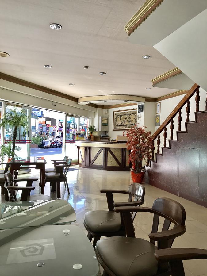 Minren Hotel Yuchi Bagian luar foto